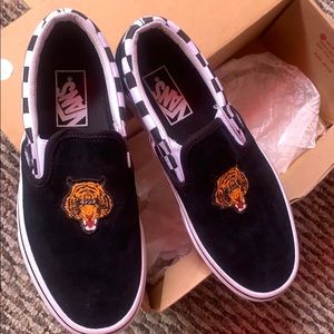 Vans size 5.5